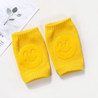 Baby knee pad socks